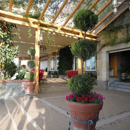 Hotel La Maruxina La Alameda de la Sagra Luaran gambar