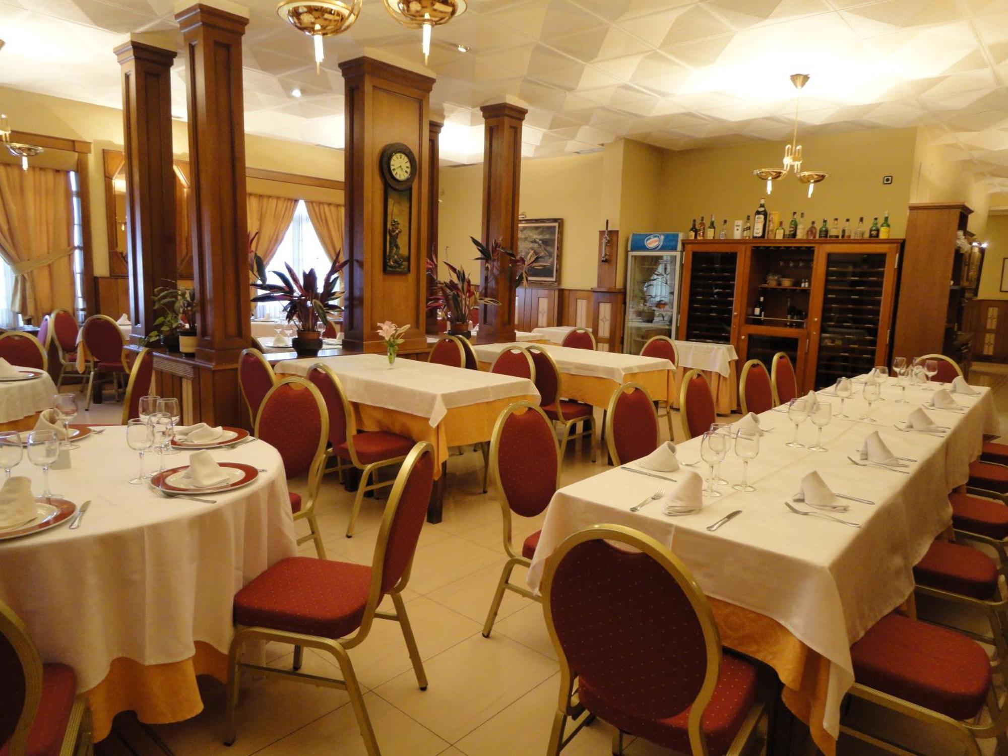 Hotel La Maruxina La Alameda de la Sagra Luaran gambar