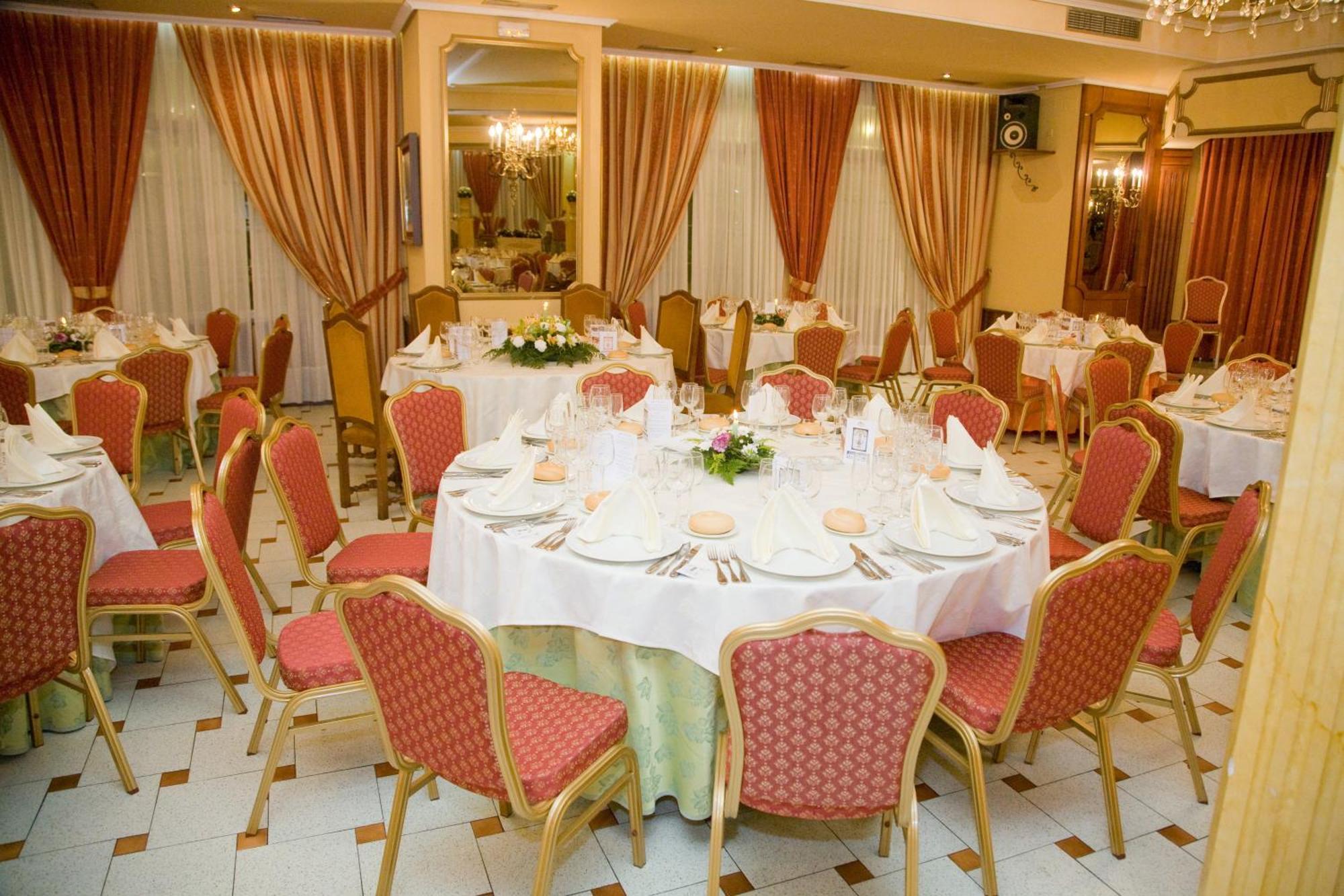 Hotel La Maruxina La Alameda de la Sagra Luaran gambar
