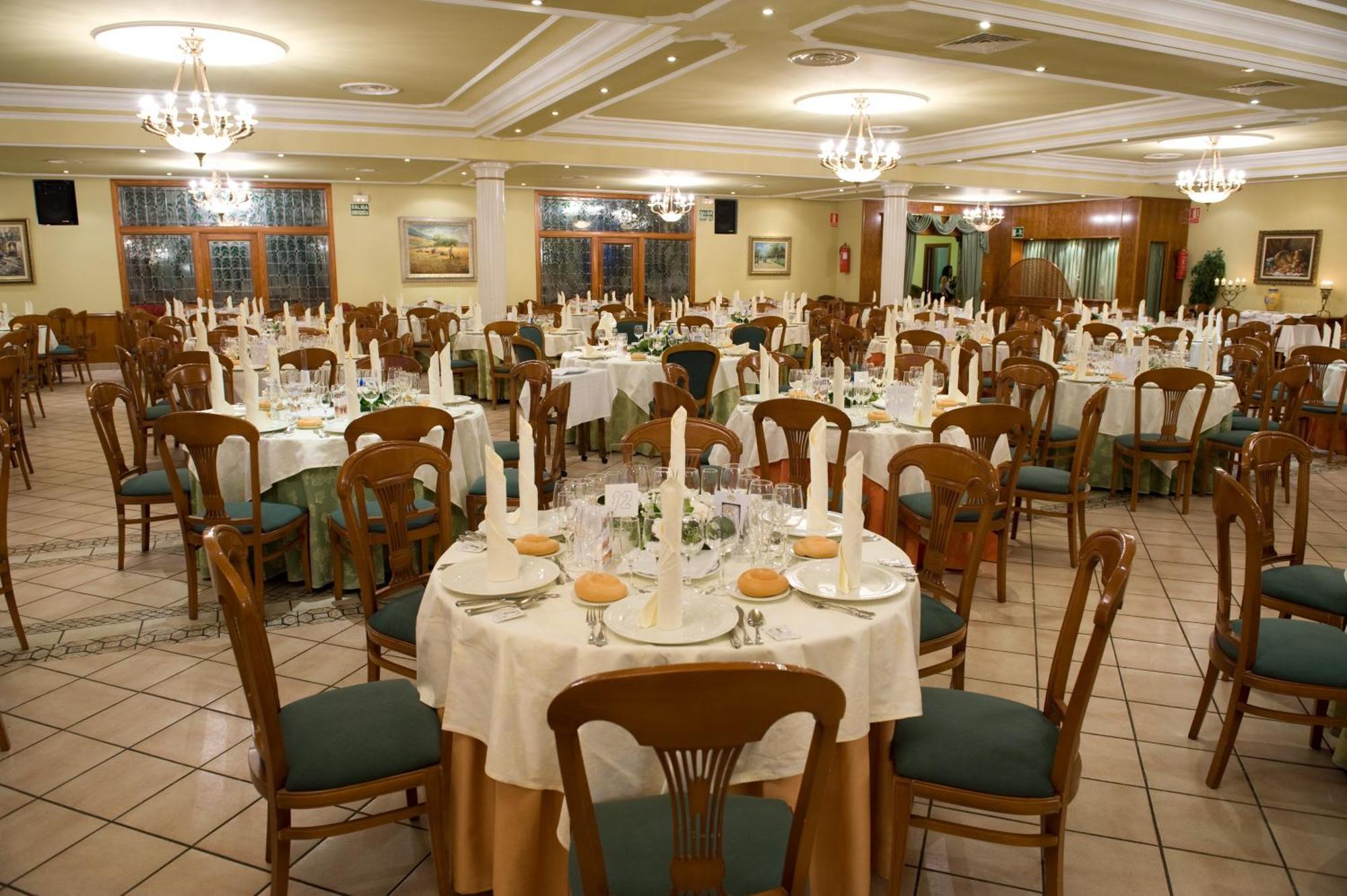 Hotel La Maruxina La Alameda de la Sagra Luaran gambar